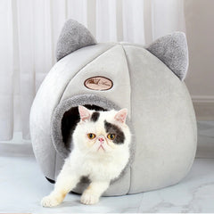 Cozy Cat Bed with Ears – Warm, Soft & Washable for All Cat Sizes.